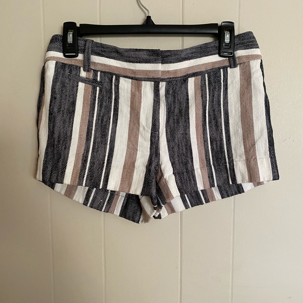 Loft vertical striped shorts